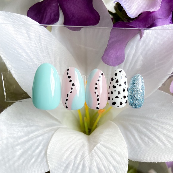 Abstract Cow Print Press-On Nails - Picture 2 of 5